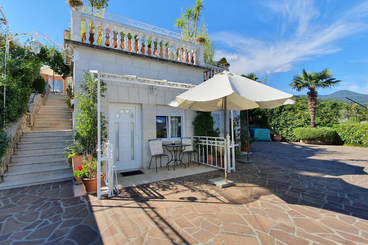 Family Friendly Apartments With A Swimming Pool Lovran, Opatija - 14178 외부 사진