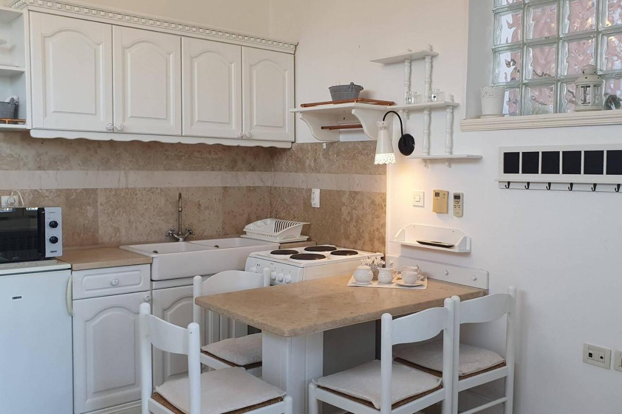 Family Friendly Apartments With A Swimming Pool Lovran, Opatija - 14178 외부 사진