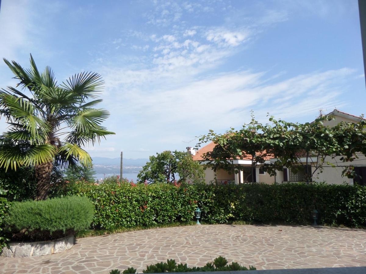 Family Friendly Apartments With A Swimming Pool Lovran, Opatija - 14178 외부 사진