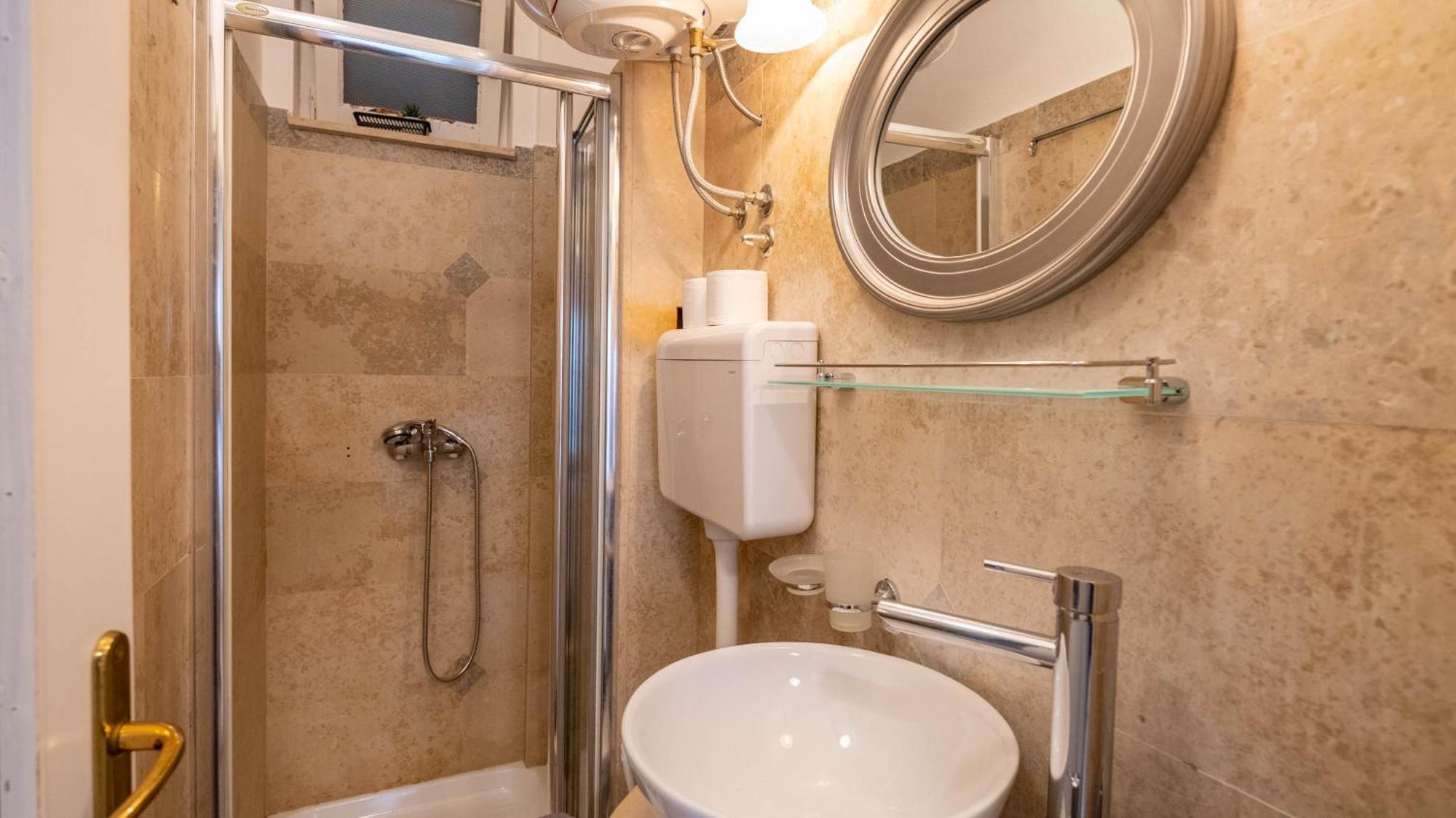 Family Friendly Apartments With A Swimming Pool Lovran, Opatija - 14178 외부 사진