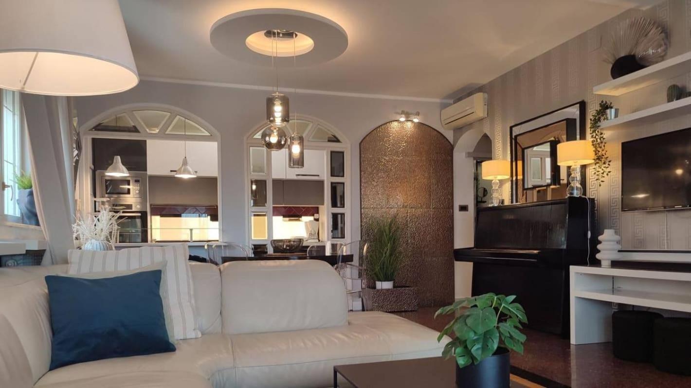 Family Friendly Apartments With A Swimming Pool Lovran, Opatija - 14178 객실 사진